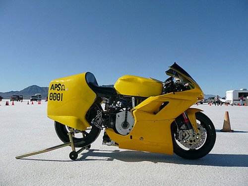 Y2K MTT Turbine Superbike