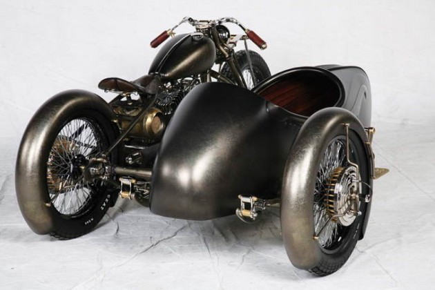 Abnormal Cycles разработала мотоколесницу римских гладиаторов Abnormal Cycles разработала мотоколесницу римских гладиаторов