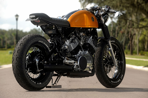 Красивый cafe racer из байка Yamaha XV750