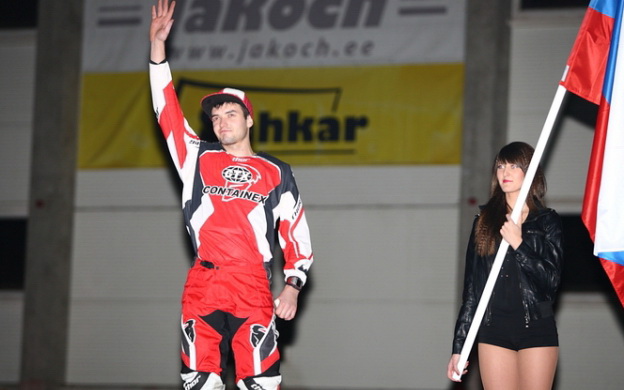 Российский гонщик в Adrenalin Arena CUP 2011 Российский гонщик в Adrenalin Arena CUP 2011