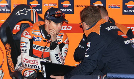 Первая практика MotoGP в Ле Мане Первая практика MotoGP в Ле Мане