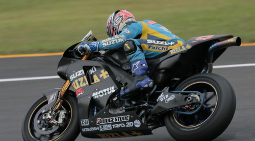 Suzuki готовит рядный «литр» для MotoGP Suzuki готовит рядный «литр» для MotoGP