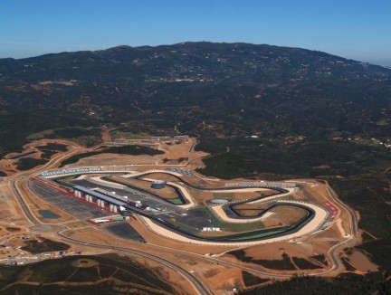 Положение в общем зачёте WSBK накануне этапа в Портимао Положение в общем зачёте WSBK накануне этапа в Портимао