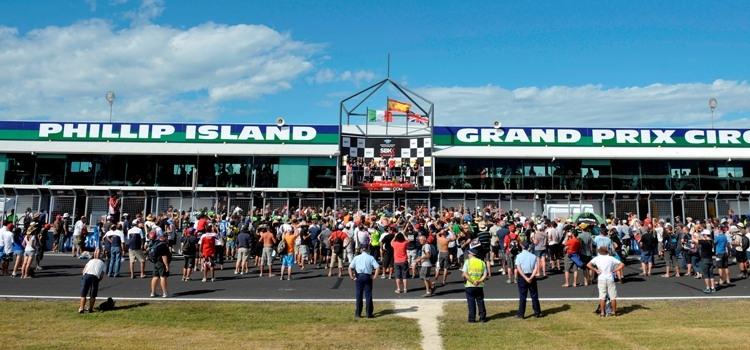 Календарь SBK – 2013 стал на одну позицию длиннее. Календарь SBK – 2013 стал на одну позицию длиннее.