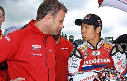 Цель Хироши Аояма вернуться в паддок MotoGP. Цель Хироши Аояма вернуться в паддок MotoGP.