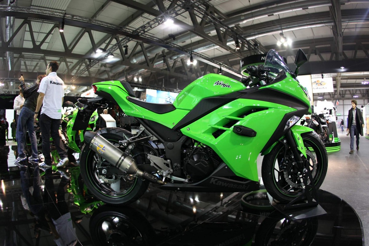 Стенд Kawasaki на EICMA-2012 Стенд Kawasaki на EICMA-2012