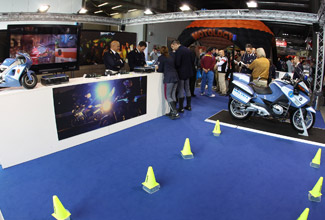 Стенд итальянской полиции на EICMA 2012 привлек немало внимания. 