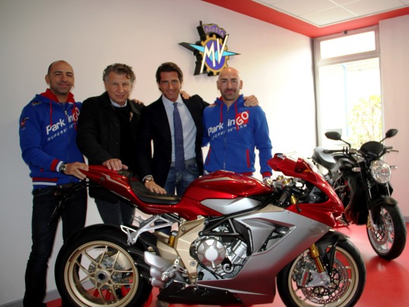 Спортивная арена снова встречает MV Augusta. Спортивная арена снова встречает MV Augusta.