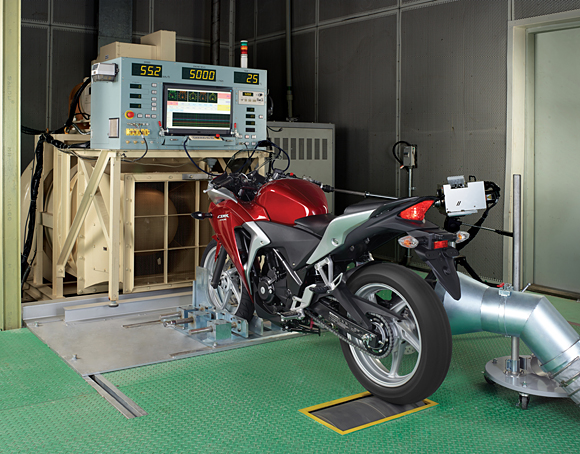 Технический центр, открытый Honda в Индии будет заниматься научными исследованиями. 