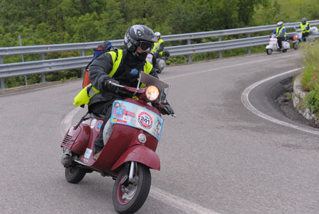 В Италии прошла одиннадцатая гонка на скутерах  Vespa. 