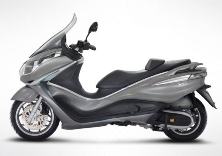 Появился новый скутер от Piaggio Х10