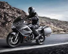 Мотоцикл CFMoto 650TR - двойник HondaSTX1300