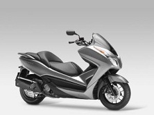 Максискутер Honda Forza получил версию NSS300 2013