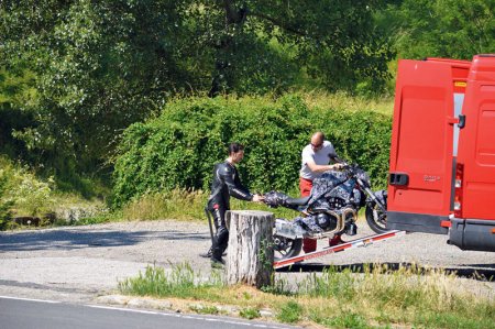 Папарацци обнародовали фотографии нового Ducati Monster 2014