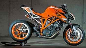 Скоро выпустят новинку KTM 1290 Superduke R