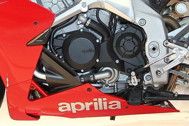 В 2016 году на стартовой решетке MotoGP появятся байки Aprilia