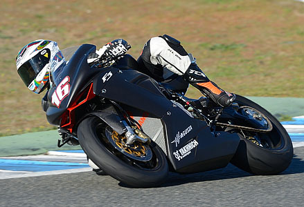 Гонщики MV Agusta Reparto Corse Yakhnich Motorsport завершили тесты в Хересе на оптимистичной ноте Гонщики MV Agusta Reparto Corse Yakhnich Motorsport завершили тесты в Хересе на оптимистичной ноте