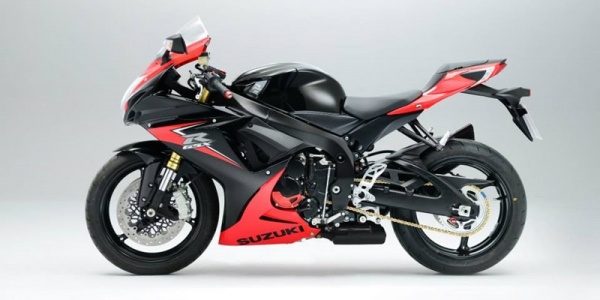 Suzuki представила спортбайк GSX-R750 Yoshimura Edition 2014