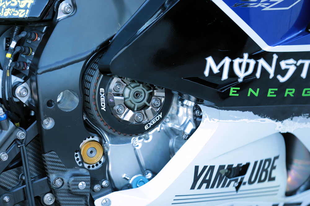 Оба пилота Monster Yamaha Tech 3 положительно отозвались о новой коробке передач
