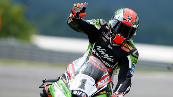 Том Сайкс продлил на два года свой контракт с командой Kawasaki Racing Том Сайкс продлил на два года свой контракт с командой Kawasaki Racing