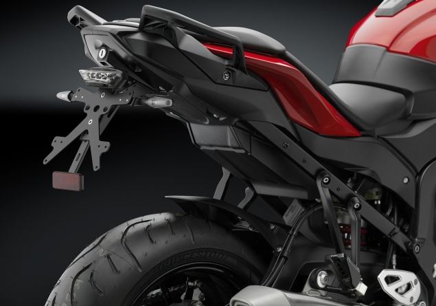 "Rizoma" создала новинки для мотоцикла "BMW S1000XR" "Rizoma" создала новинки для мотоцикла "BMW S1000XR"