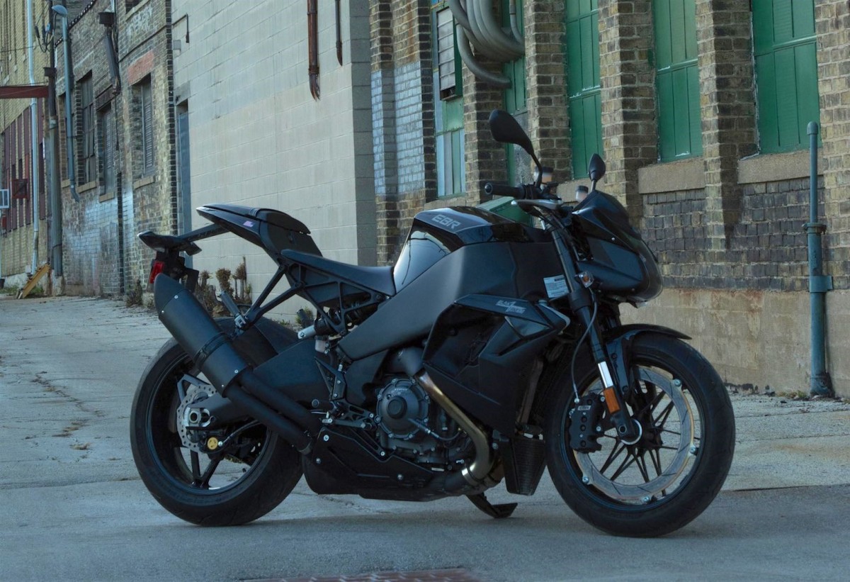 EBR Motorcycles представляет Black Lightning