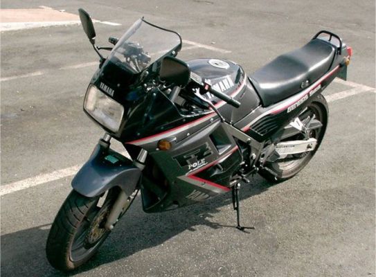 Фотография FZ 750 1992