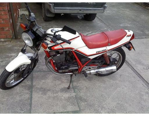 Фотография CBX 250RS