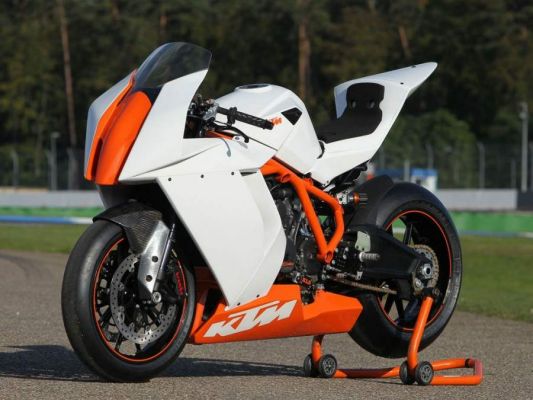 Фотография 1198RC8R Track (2011)