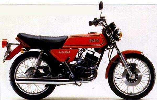 Мотоцикл RD 125DX (1978) Фотография RD 125DX (1978)