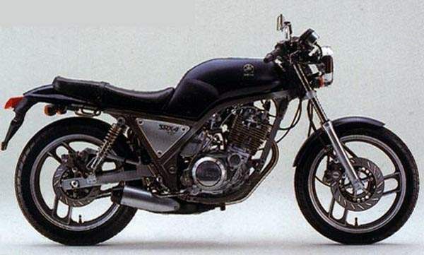 Мотоцикл SRX400 (1985) Фотография SRX400 (1985)