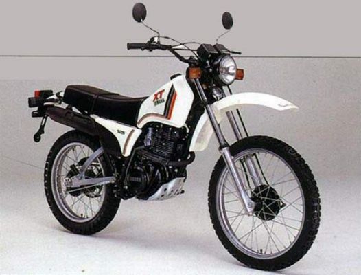 Фотография XT125 (1982)