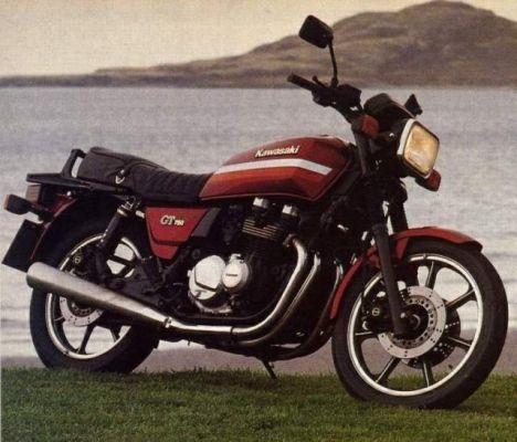 Фотография GT 750 (1982)