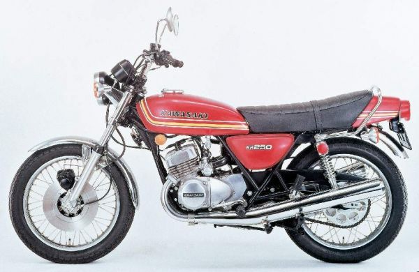 Фотография KH250 B4 (1976)