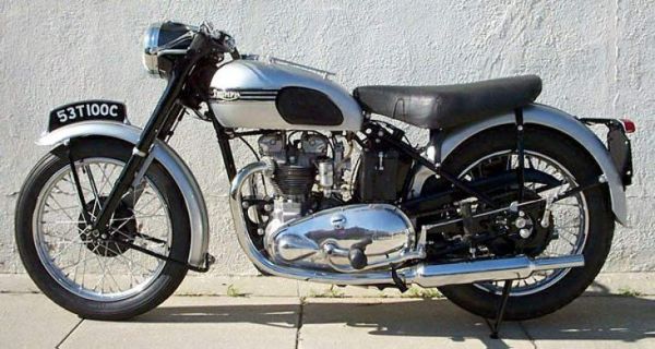 Фотография T120 Bonneville 650 (1963)