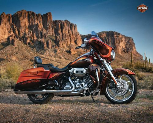 Фотография FLHXSE3 CVO Street Glide (2012)