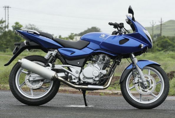 Мотоцикл Pulsar 220 (2011) Фотография Pulsar 220 (2011)
