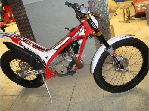 Мотоцикл TXT Pro Raga 280 (2011) Фотография TXT Pro Raga 280 (2011)