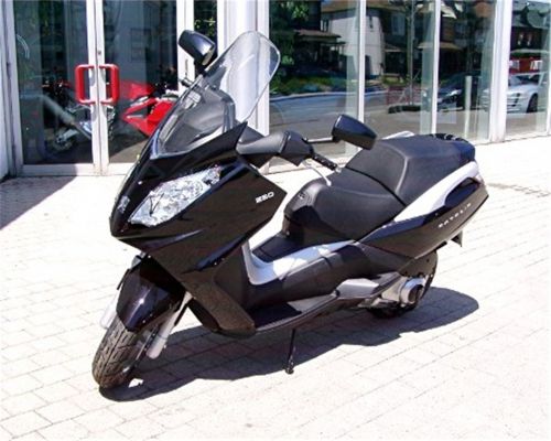 Мотоцикл Geopolis 250 Premium (2008) Фотография Geopolis 250 Premium (2008)