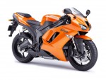 Информация по эксплуатации, максимальная скорость, расход топлива, фото и видео мотоциклов ZX 6RR