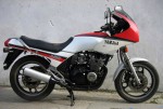 Информация по эксплуатации, максимальная скорость, расход топлива, фото и видео мотоциклов XJ 600 1984