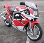 Информация по эксплуатации, максимальная скорость, расход топлива, фото и видео мотоциклов GSX-R750V (1997)