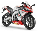  Мотоцикл RS4 125 Team Aprilia Alitalia Racing (2011): Эксплуатация, руководство, цены, стоимость и расход топлива 