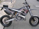  Мотоцикл SM 250 (2002): Эксплуатация, руководство, цены, стоимость и расход топлива 